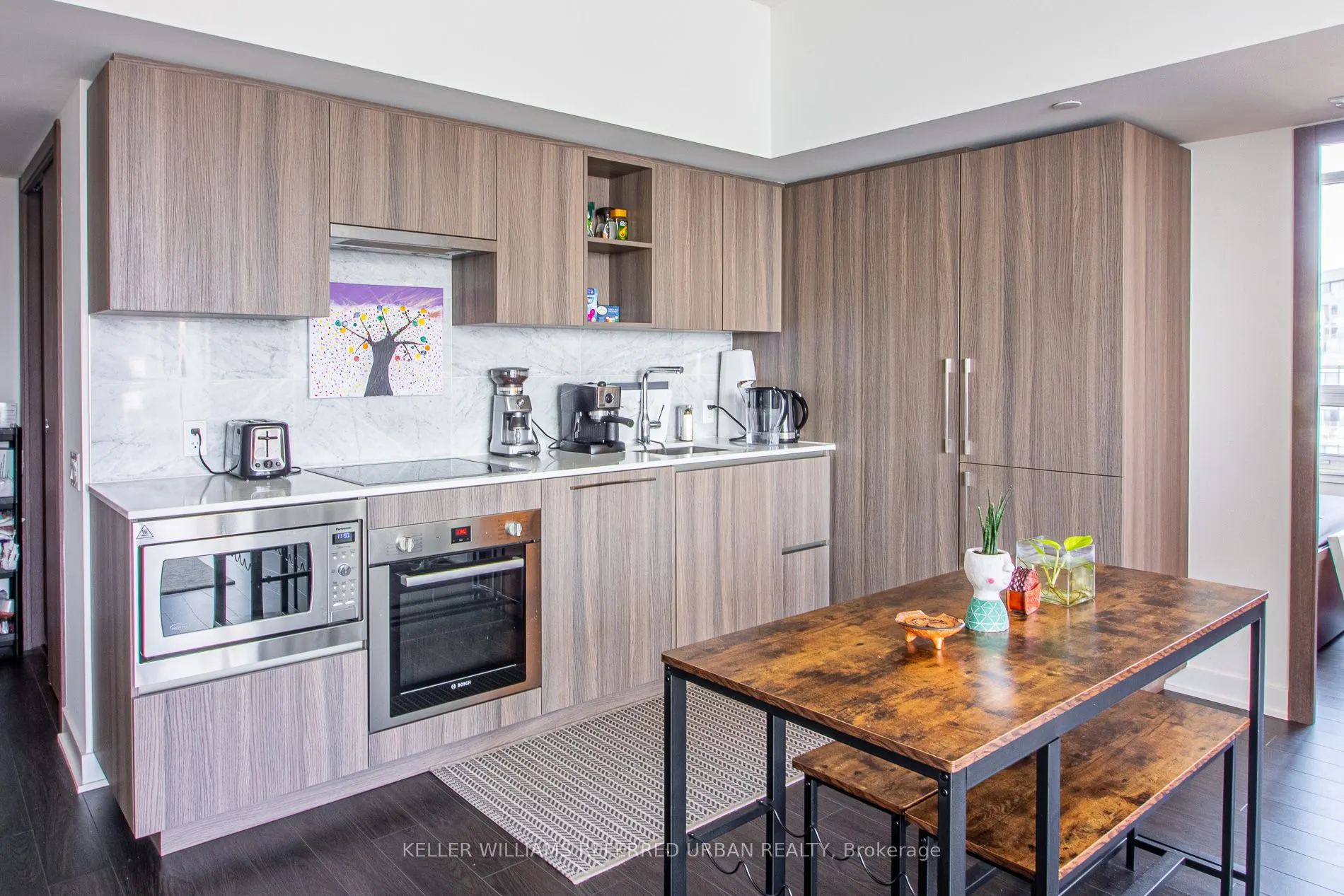 17 Bathurst Street, #3610