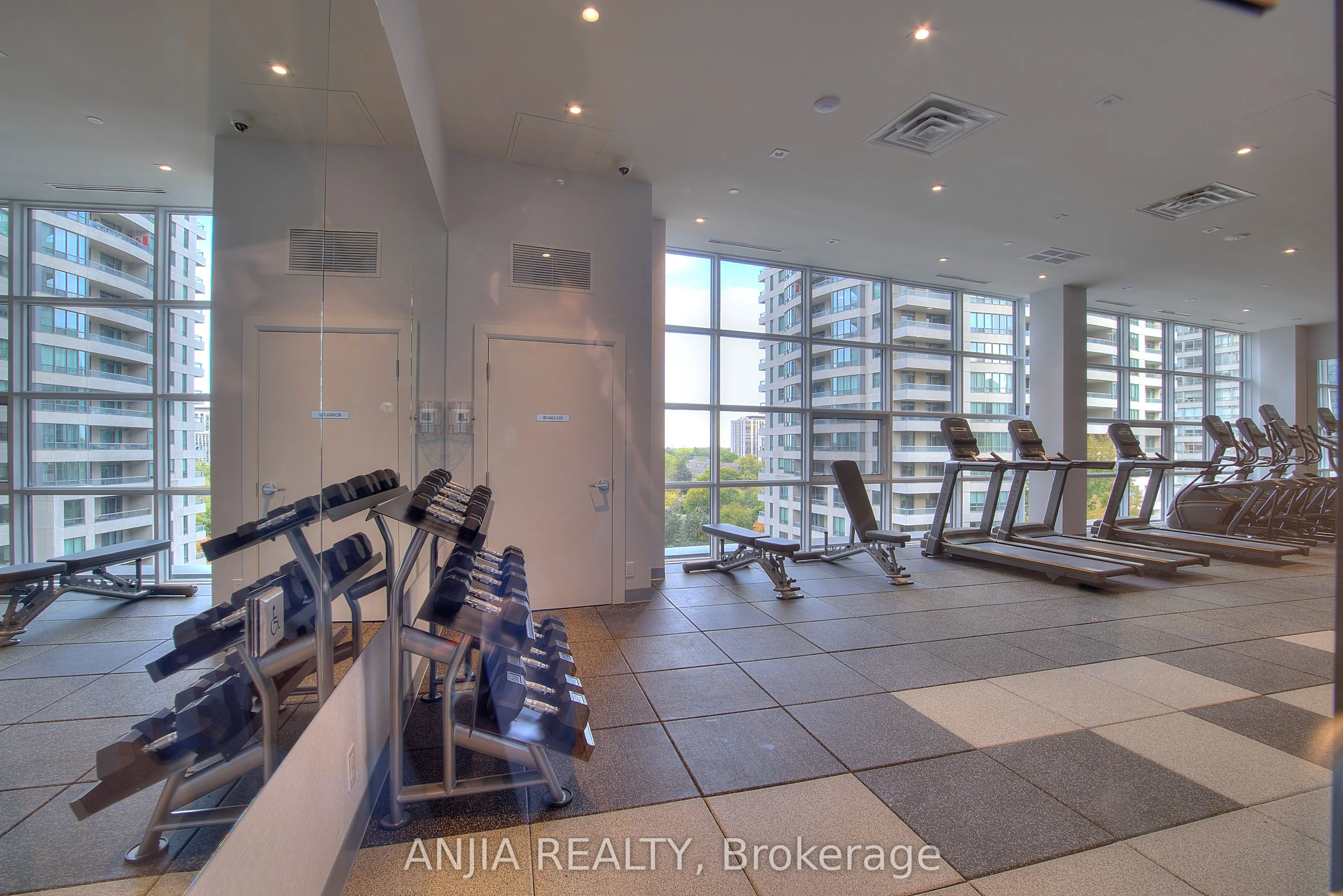 4955 Yonge Street, #1803