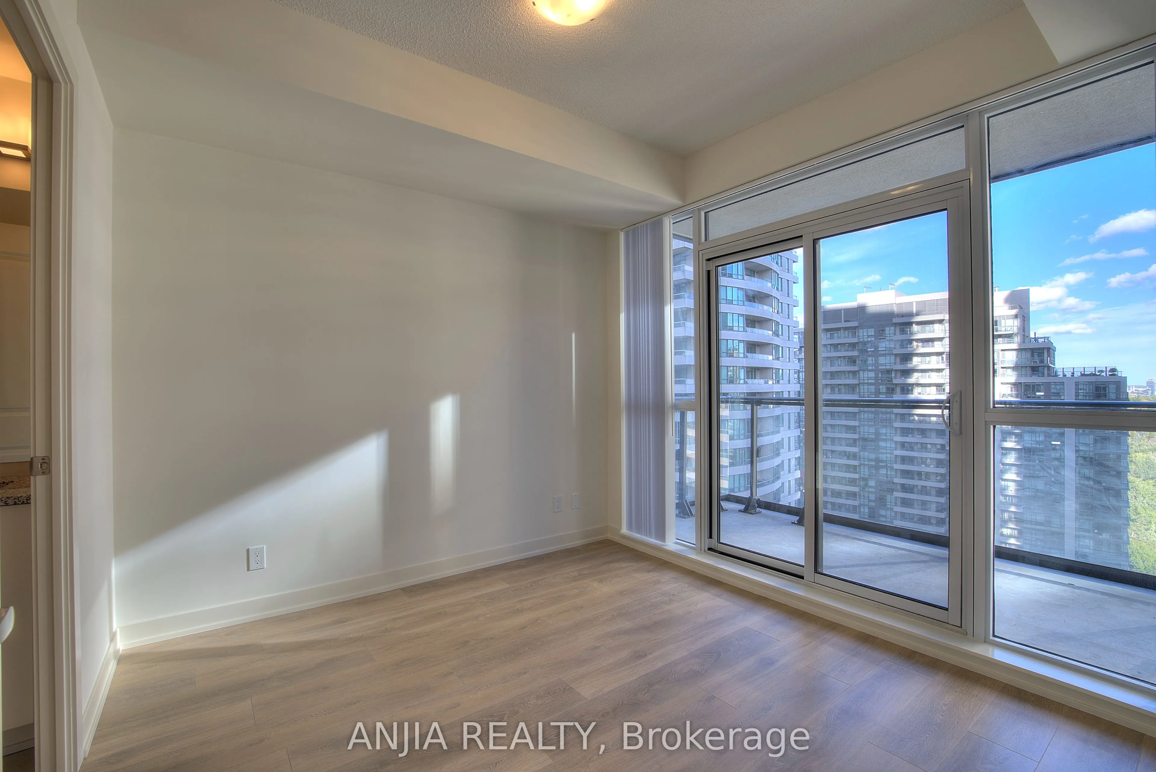 4955 Yonge Street, #1803