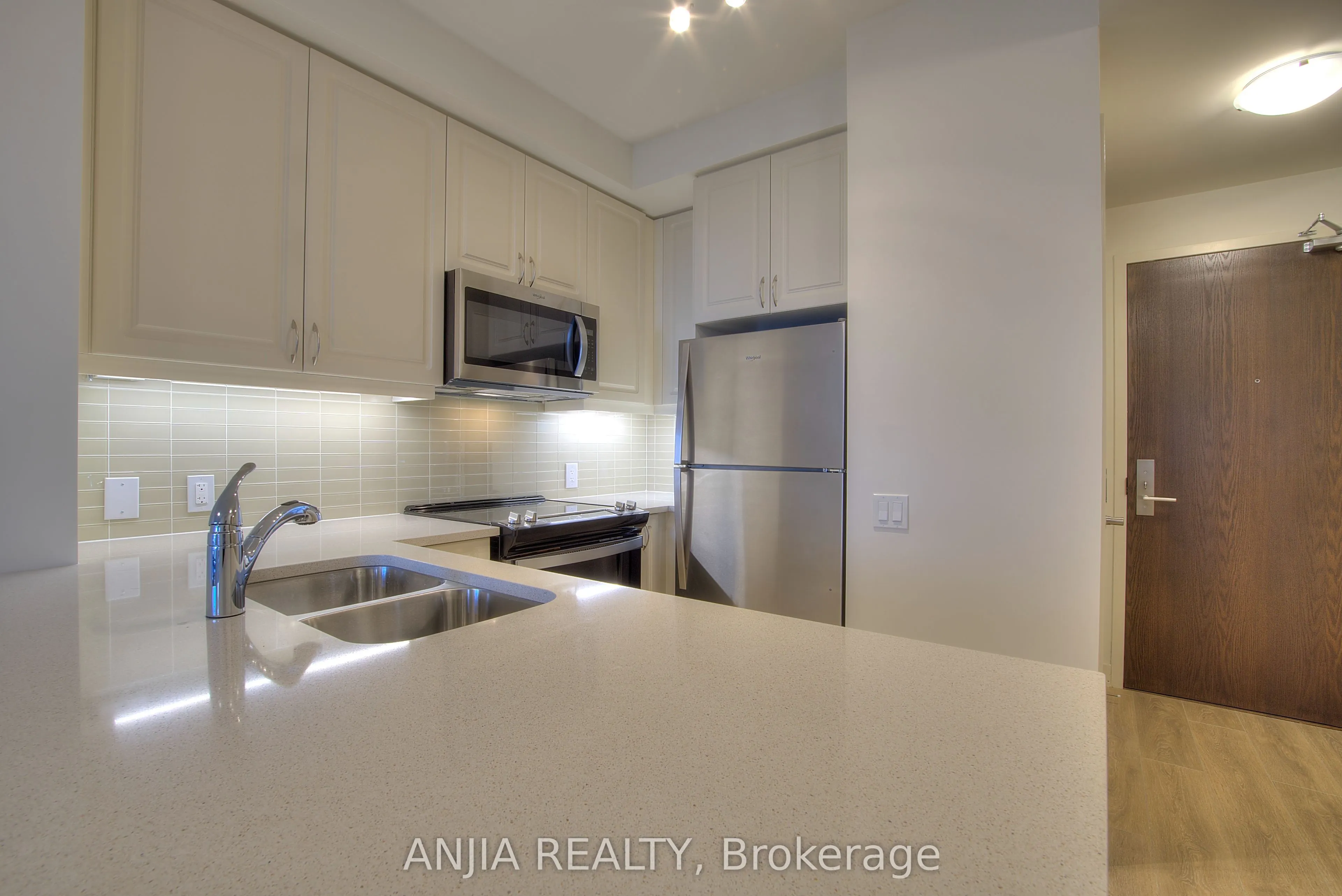 4955 Yonge Street, #1803