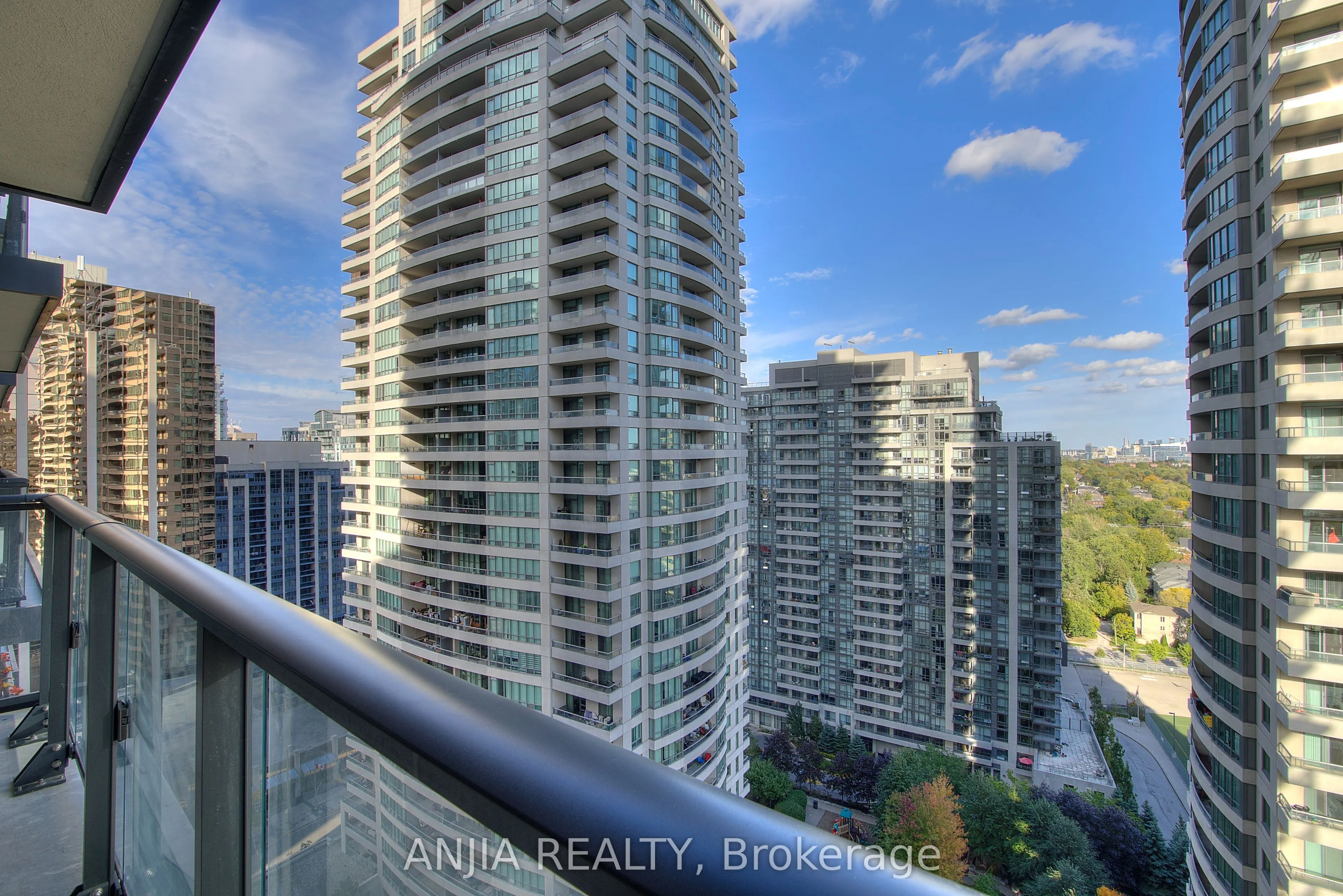 4955 Yonge Street, #1803