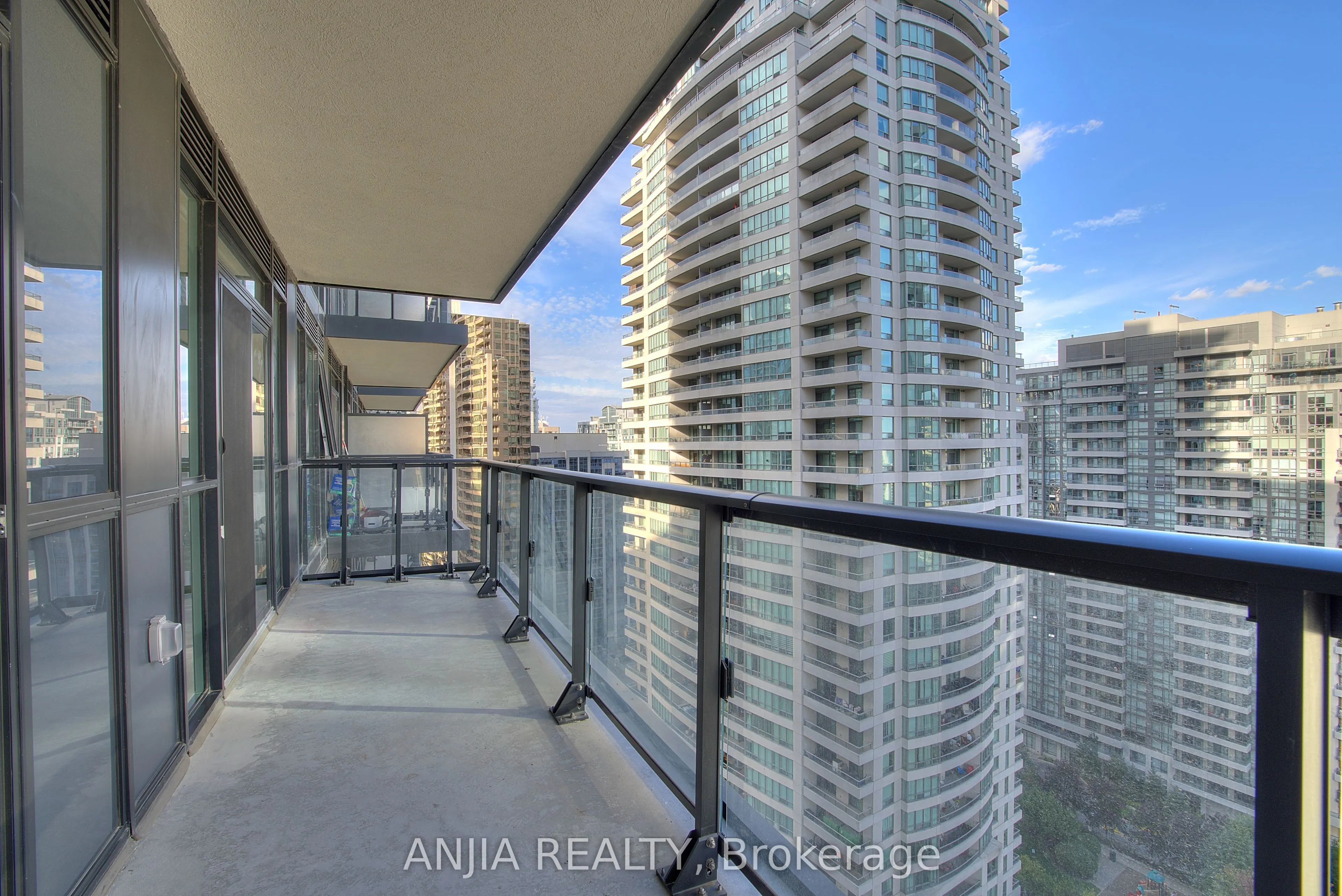 4955 Yonge Street, #1803