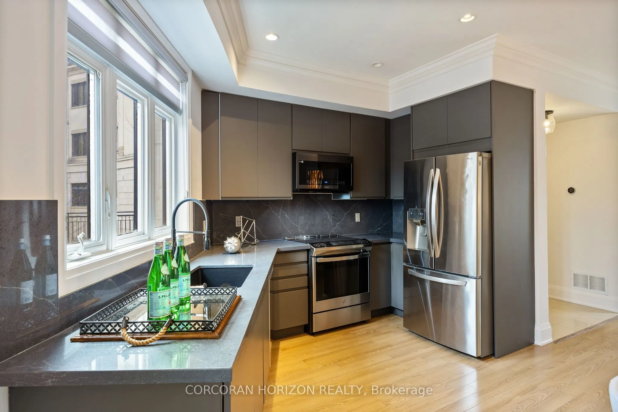 9 Oakburn Crescent, #TH39