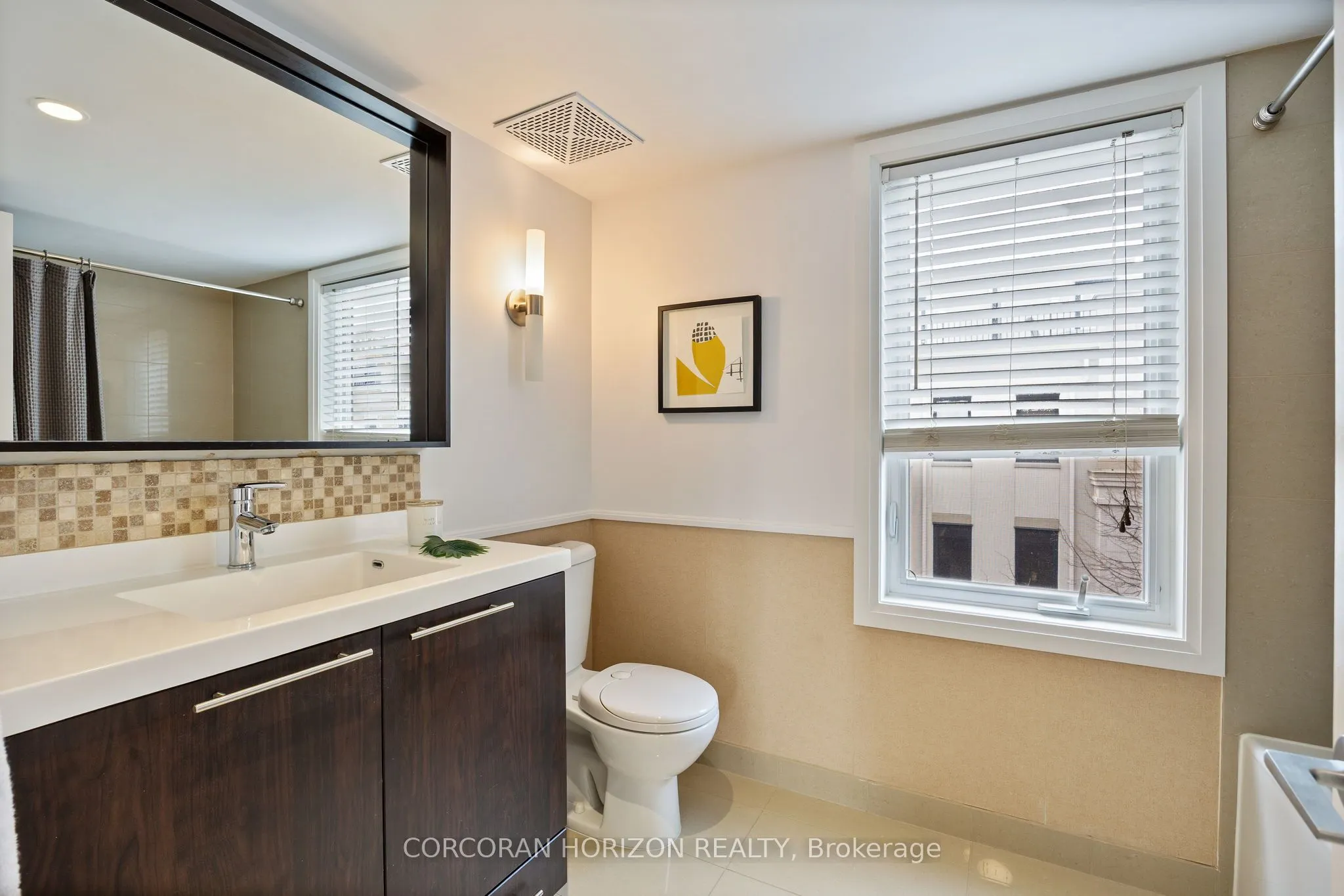 9 Oakburn Crescent, #TH39