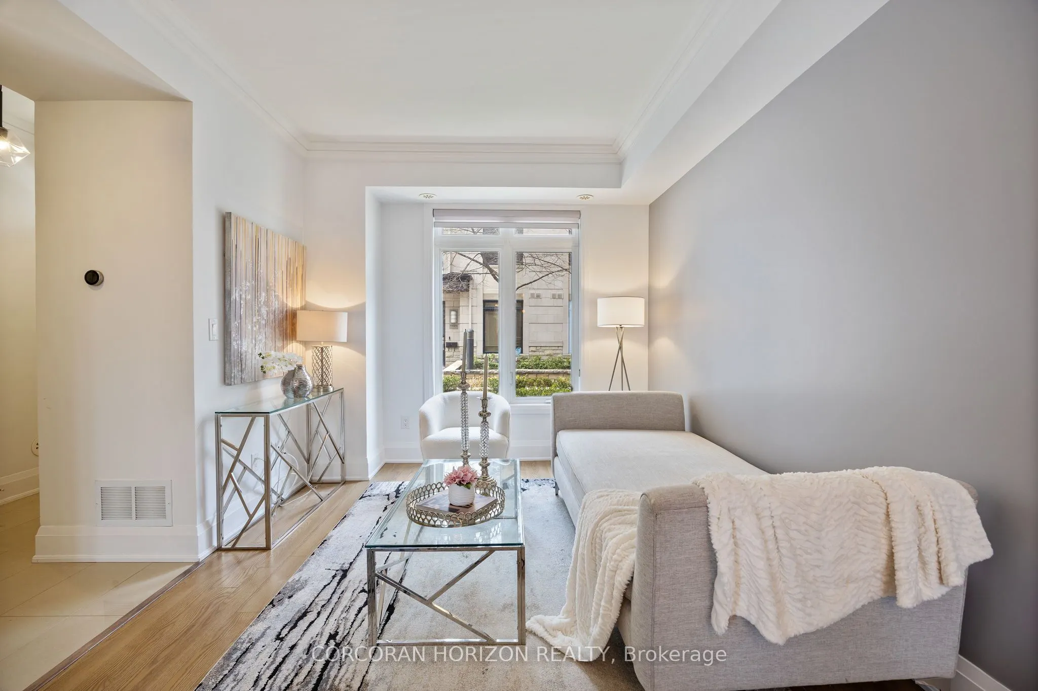 9 Oakburn Crescent, #TH39