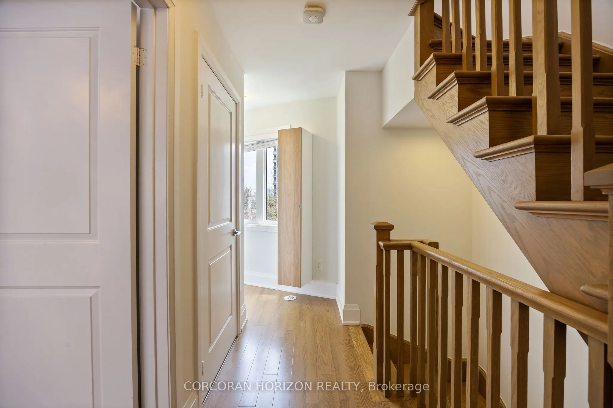 9 Oakburn Crescent, #TH39