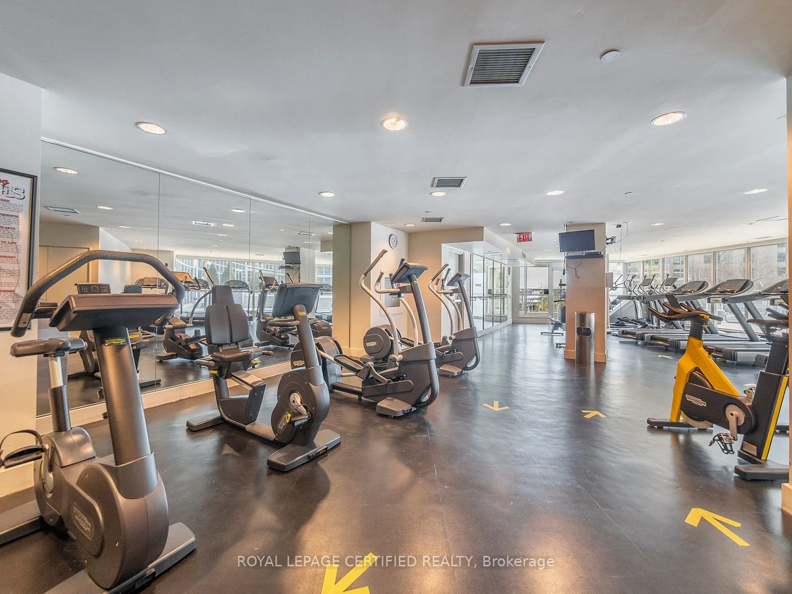 218 Queens Quay W, #1405