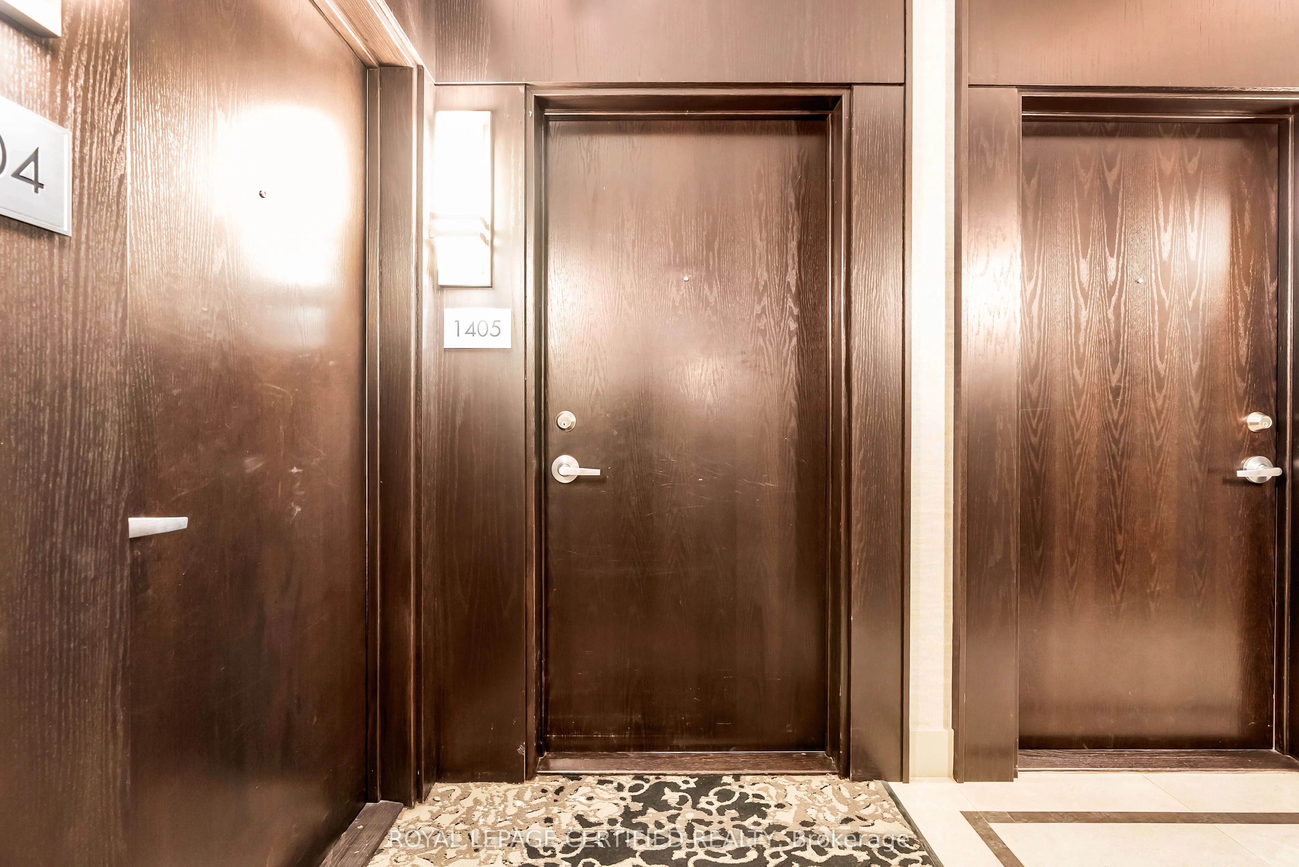 218 Queens Quay W, #1405