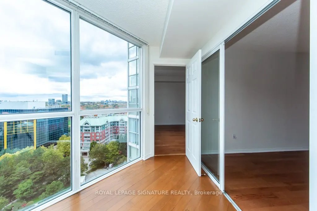 7 Concorde Place, #1506