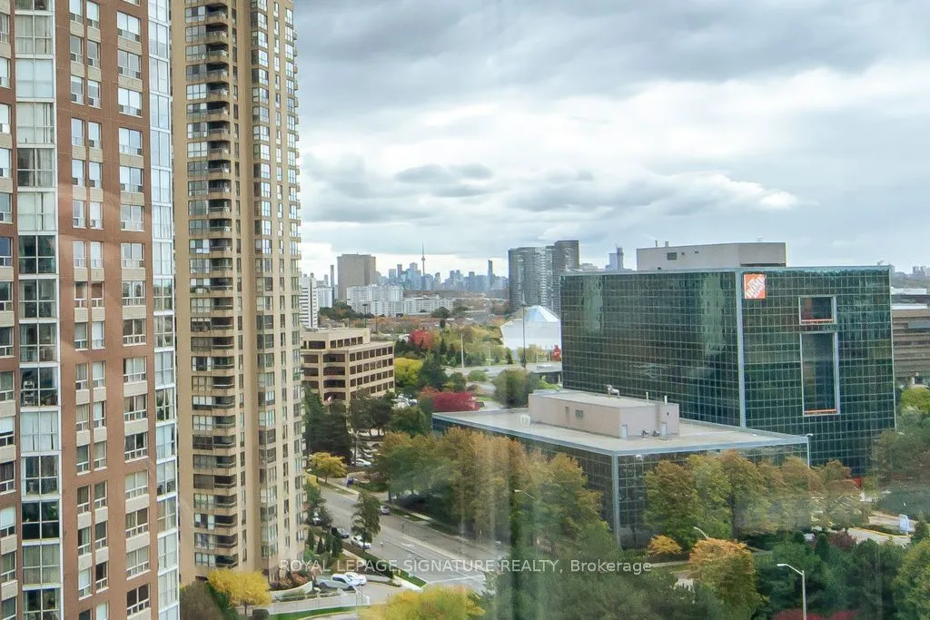 7 Concorde Place, #1506