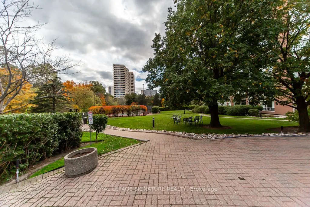 7 Concorde Place, #1506