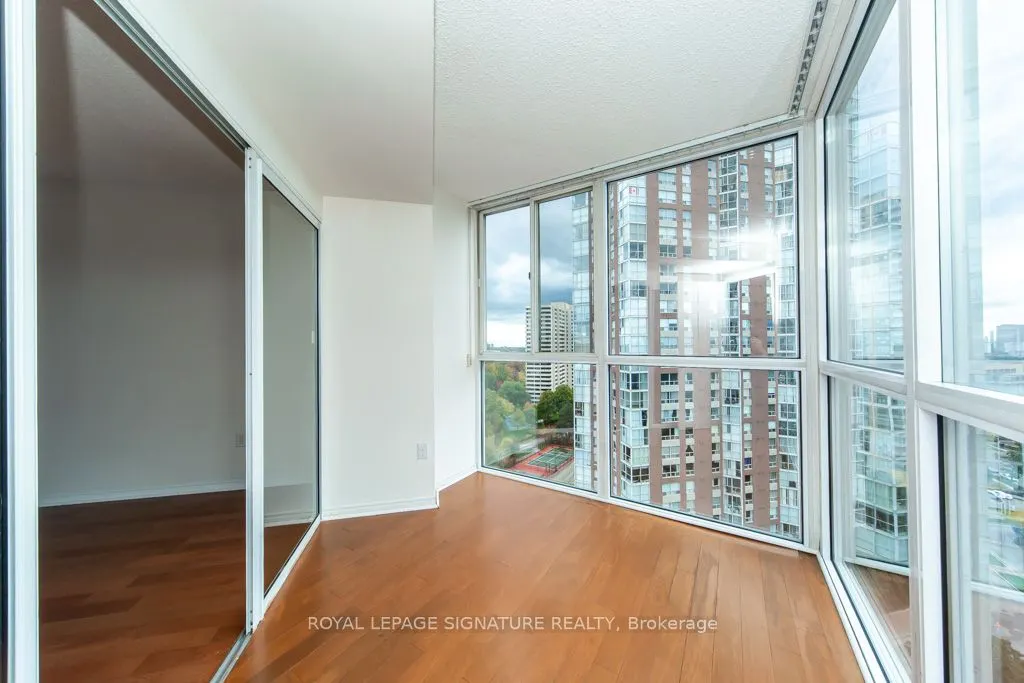 7 Concorde Place, #1506