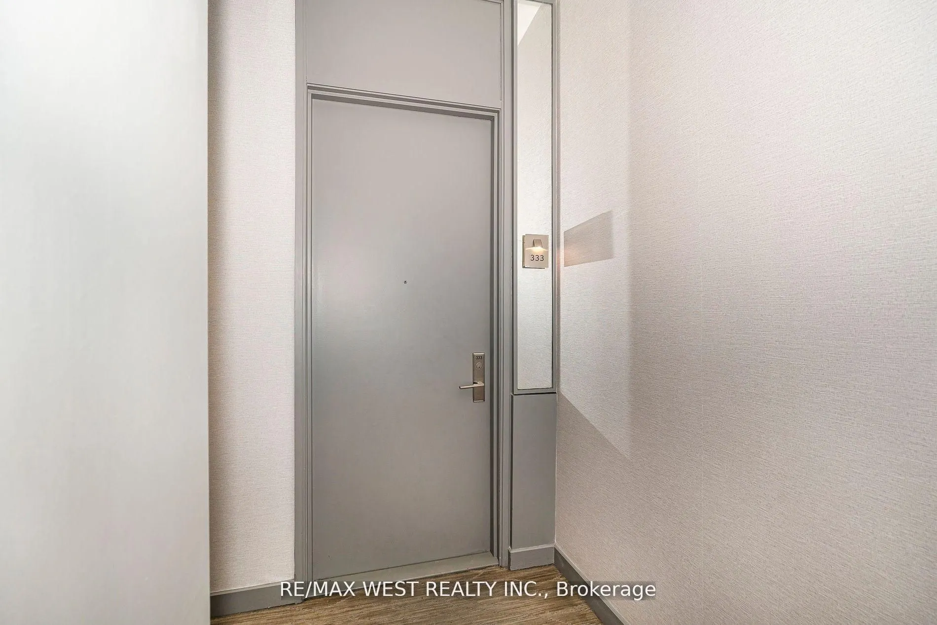 380 Macpherson Avenue, #333