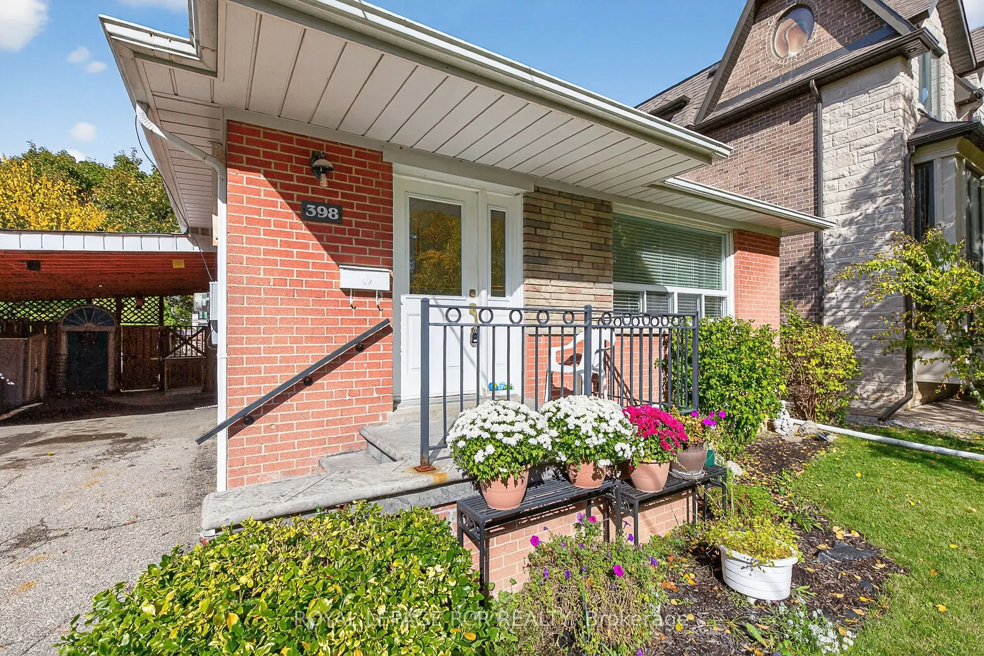 398 Connaught Avenue