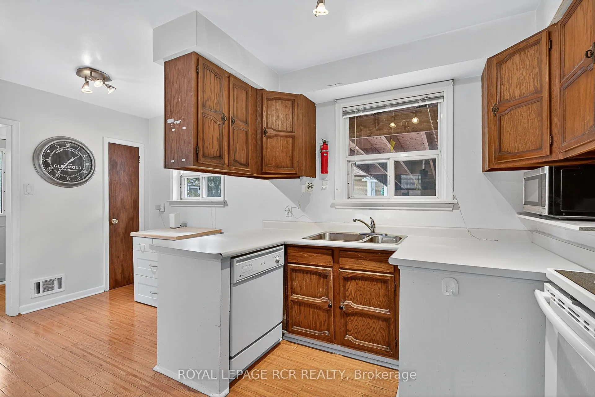 398 Connaught Avenue