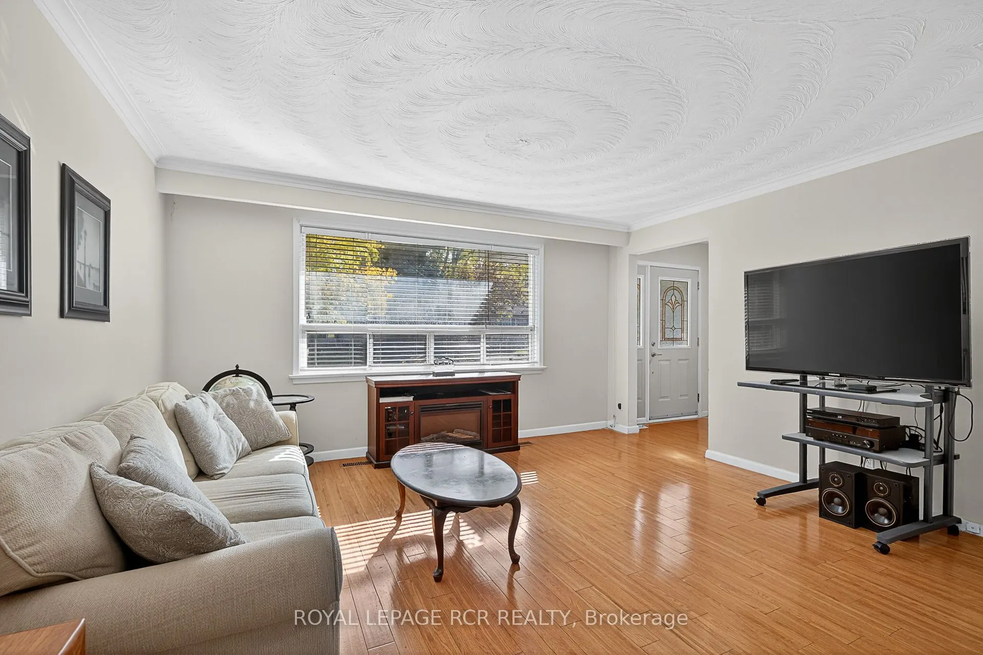 398 Connaught Avenue