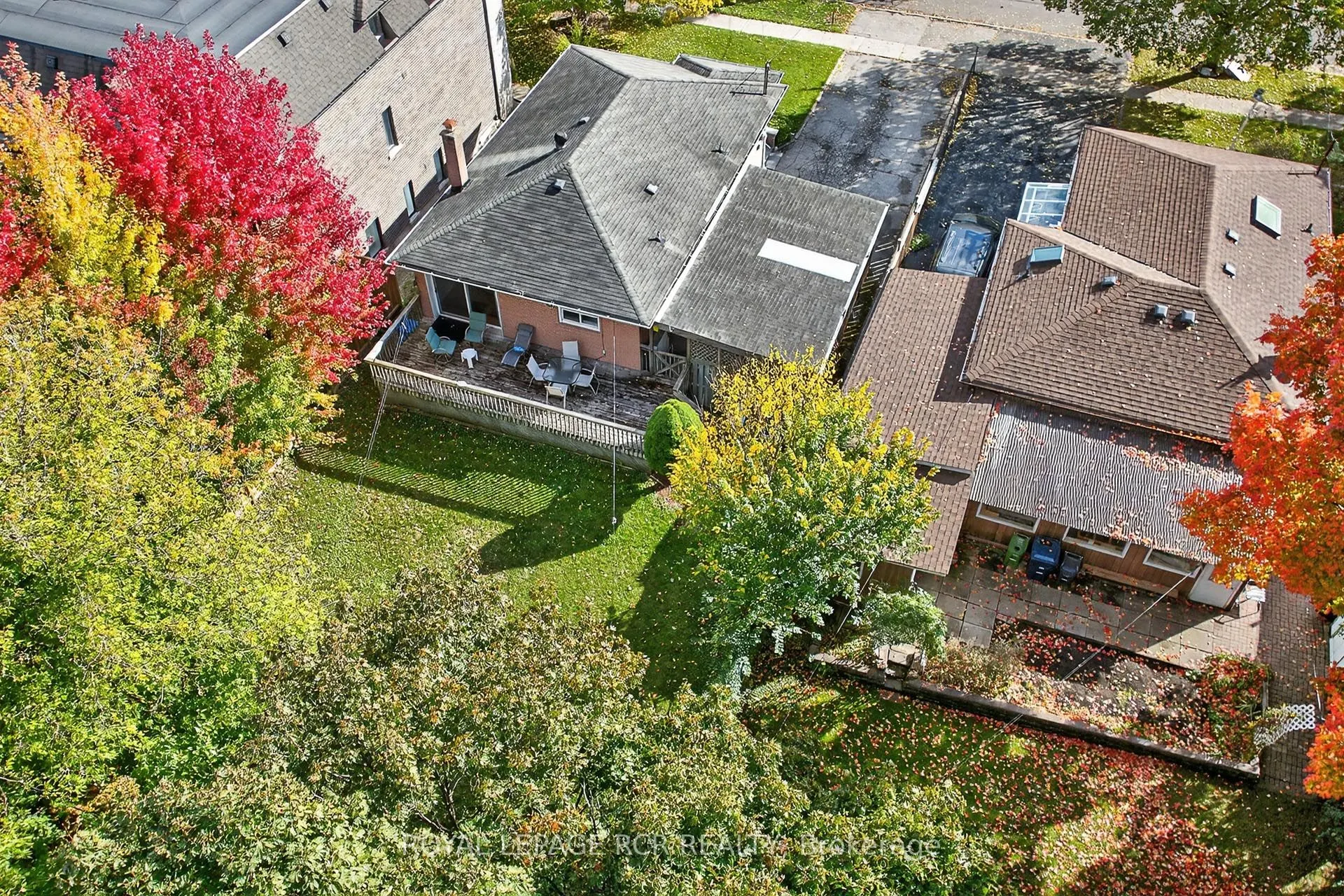 398 Connaught Avenue