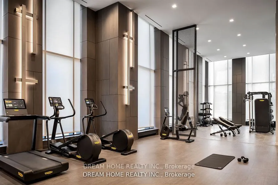 15 Holmes Avenue, #1412