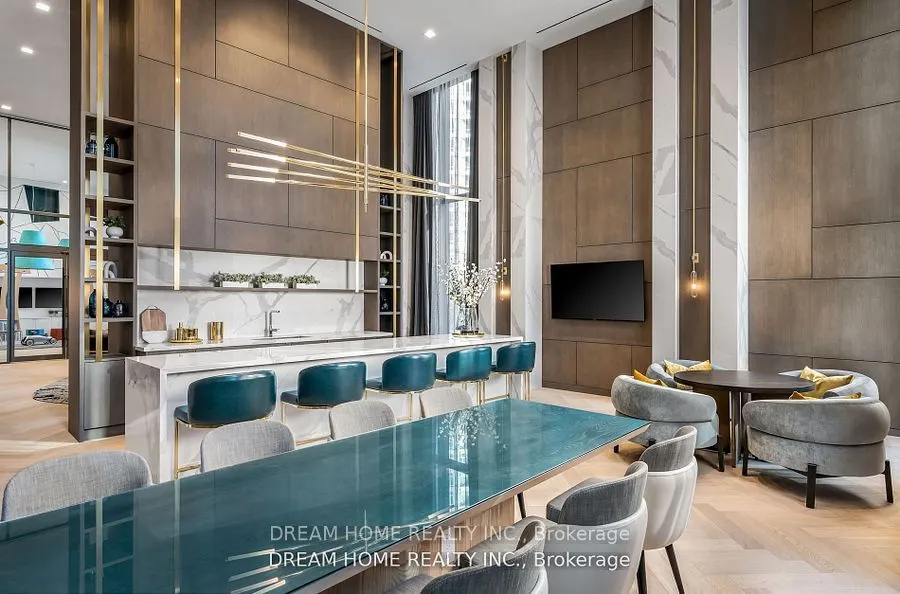 15 Holmes Avenue, #1412