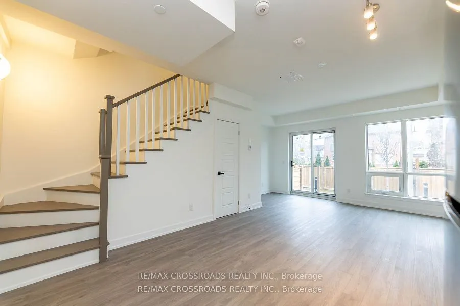 861 Sheppard Avenue W, #Th47