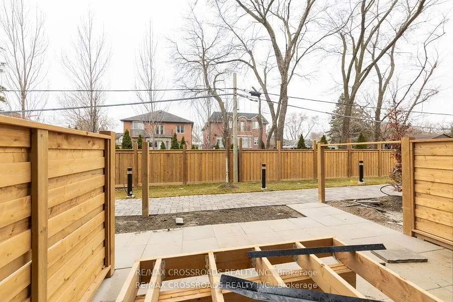 861 Sheppard Avenue W, #Th47