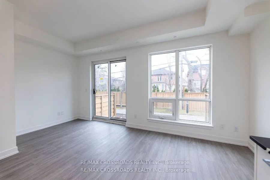 861 Sheppard Avenue W, #Th47