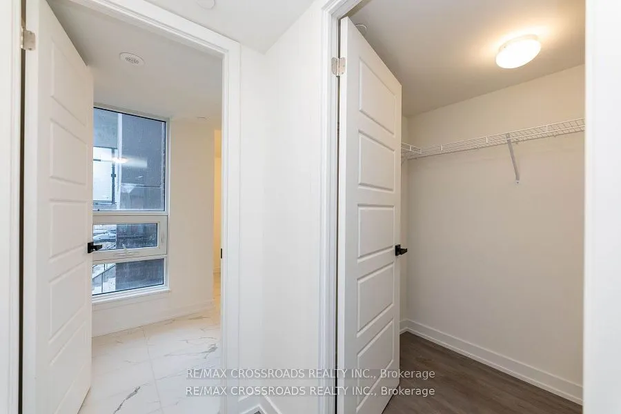 861 Sheppard Avenue W, #Th47