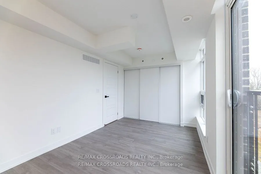 861 Sheppard Avenue W, #Th47