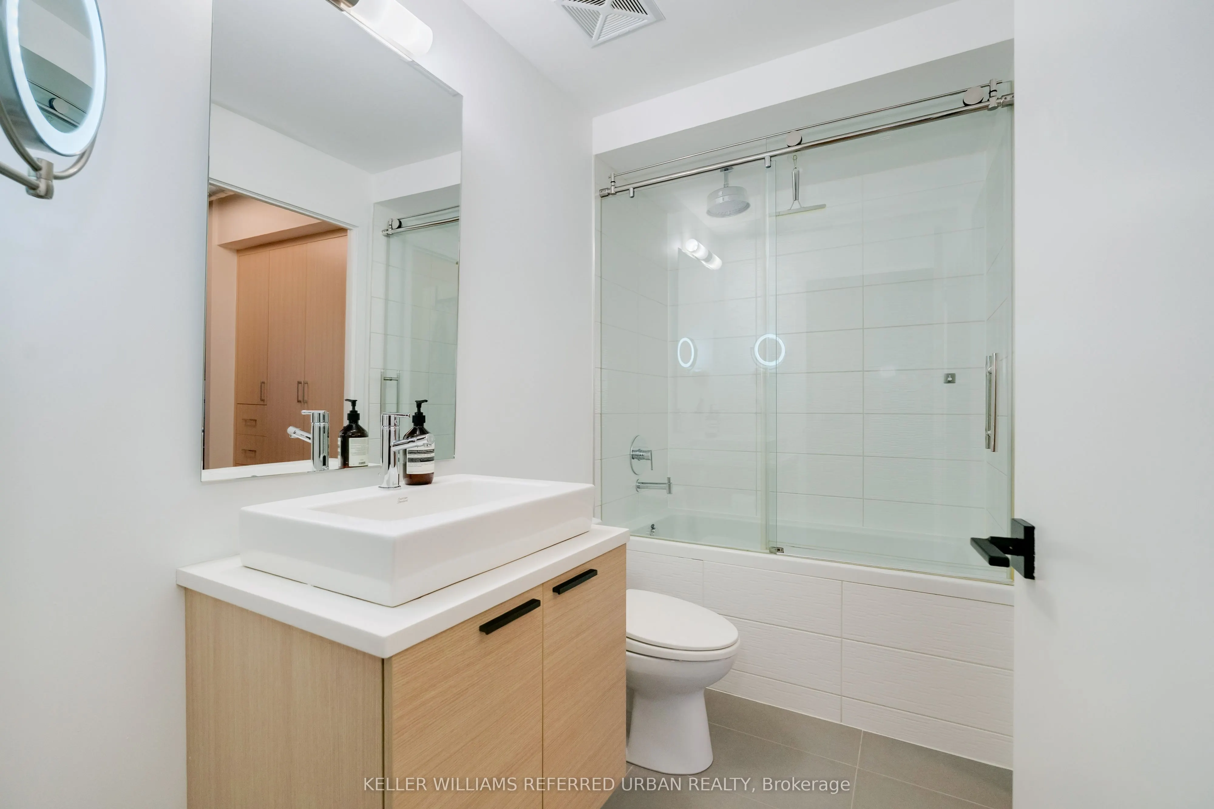 138 Princess Street, #614