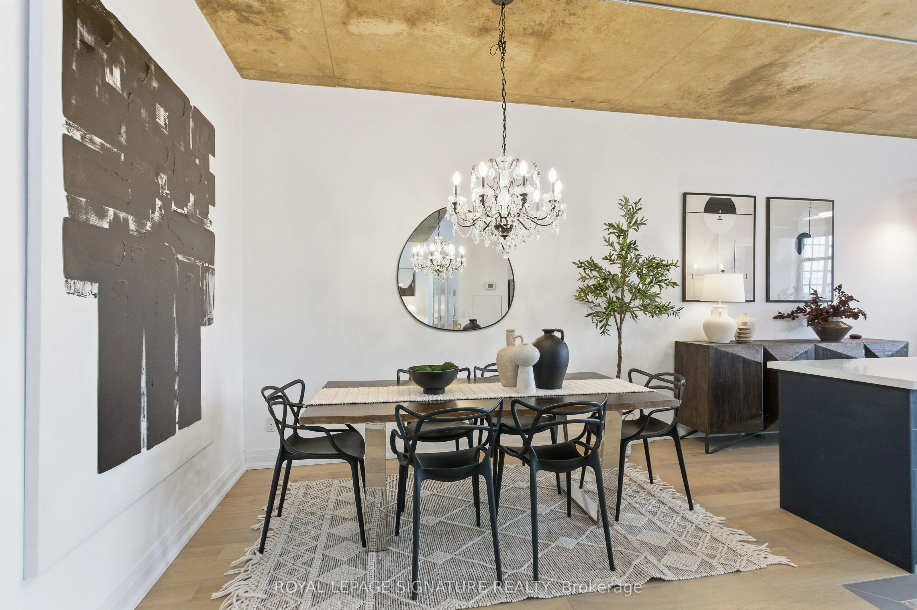 60 Bathurst Street, #503