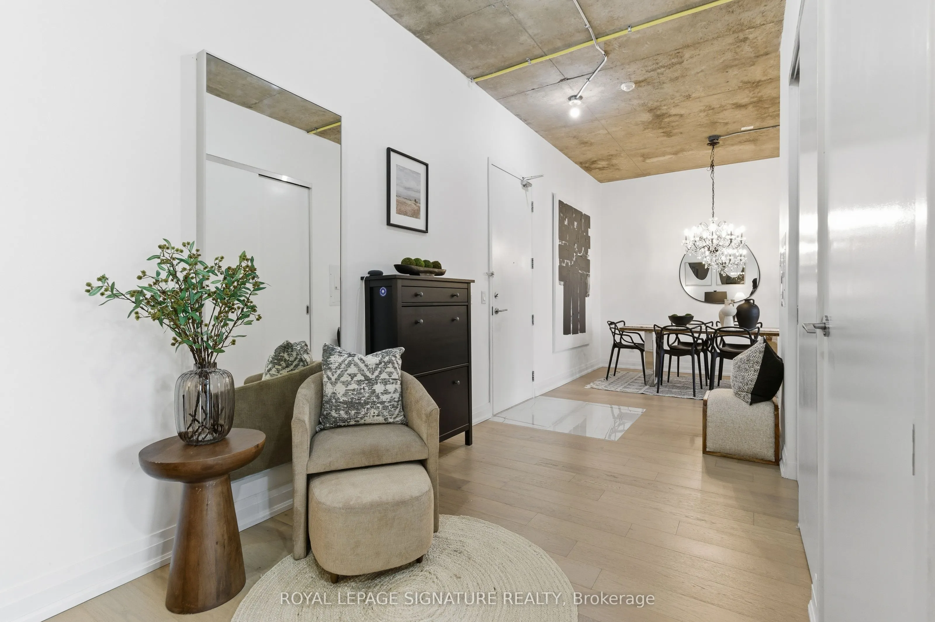 60 Bathurst Street, #503