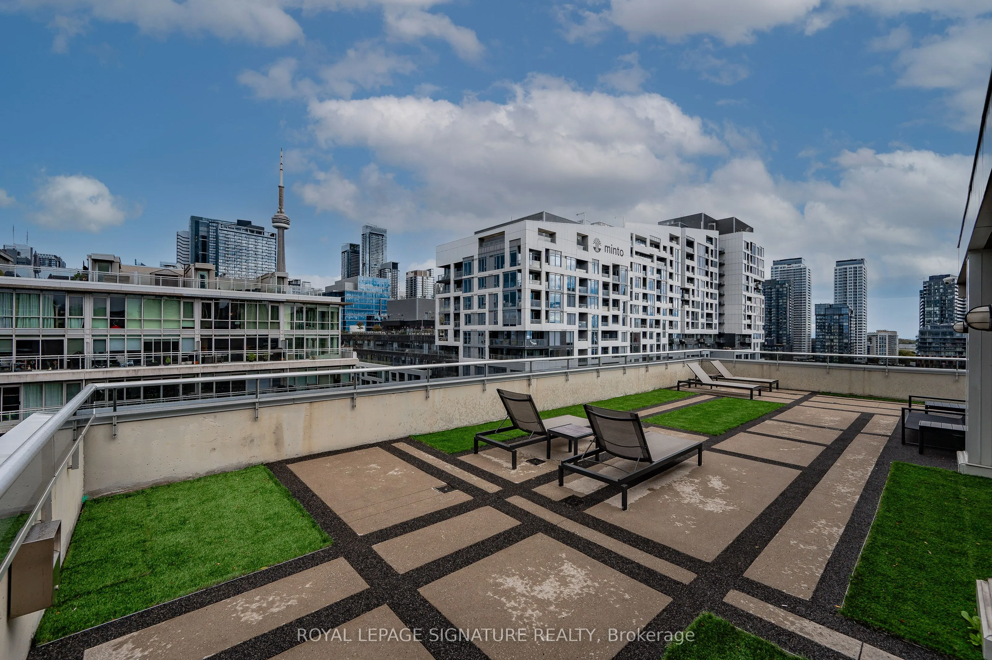 60 Bathurst Street, #503