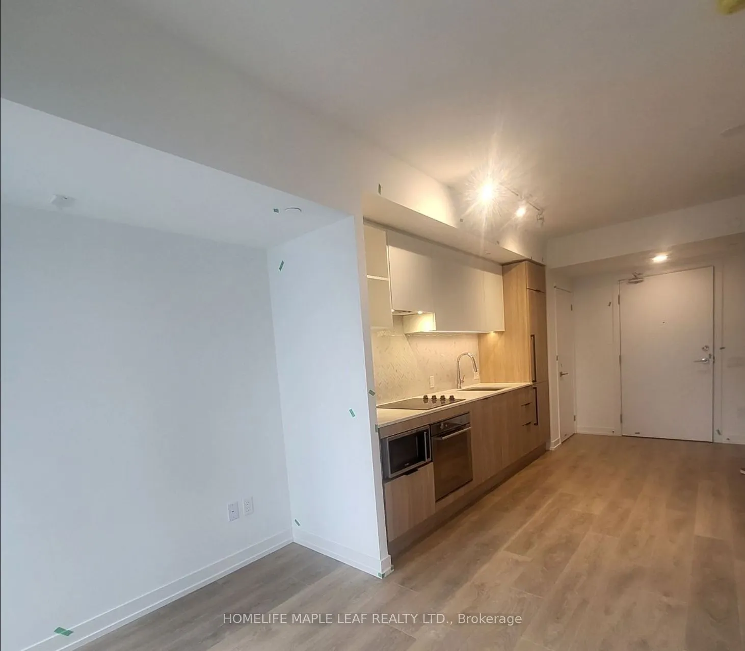 82 Dalhousie Street N, #4216