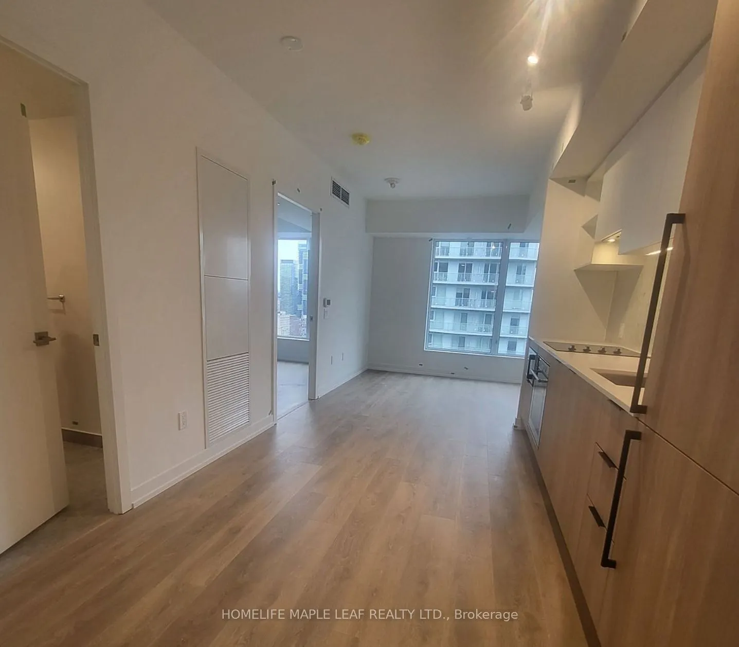 82 Dalhousie Street N, #4216