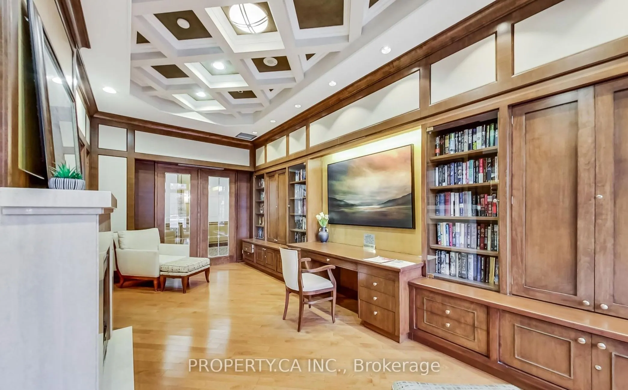 80 Harrison Garden Boulevard, #923