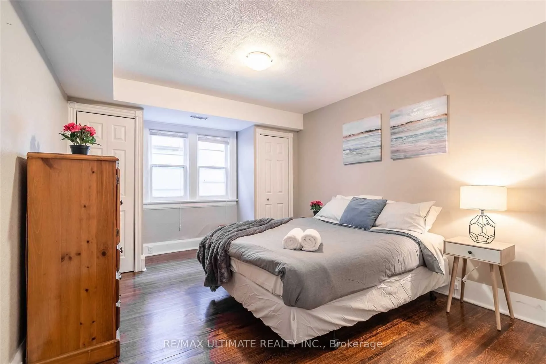 470 Oriole Parkway, #1