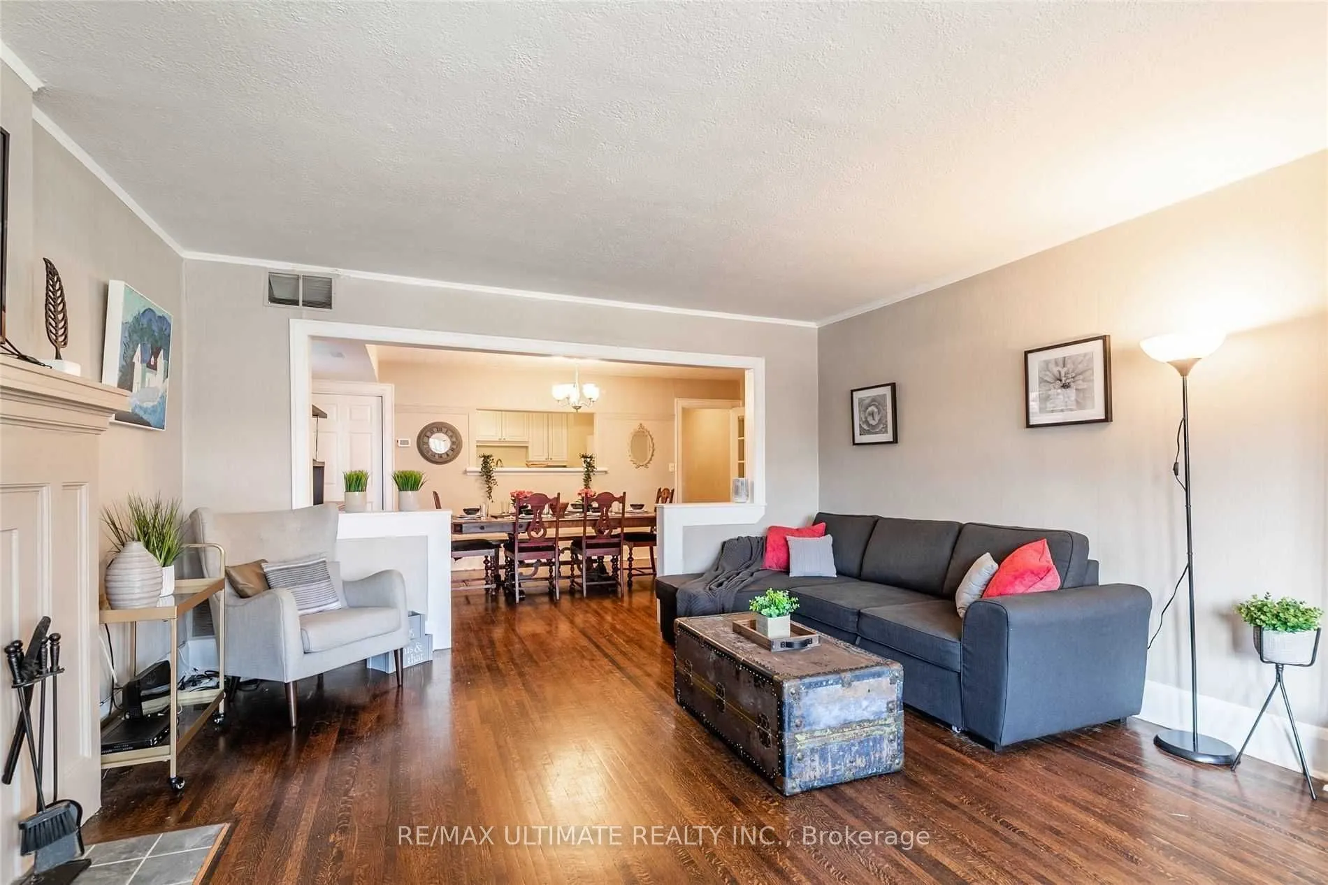 470 Oriole Parkway, #1