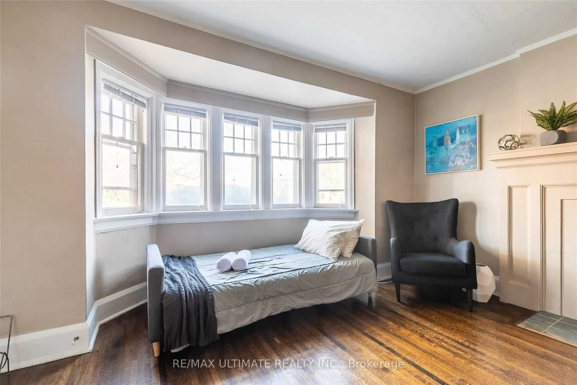 470 Oriole Parkway, #1