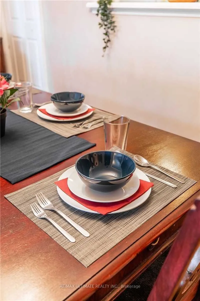 470 Oriole Parkway, #1