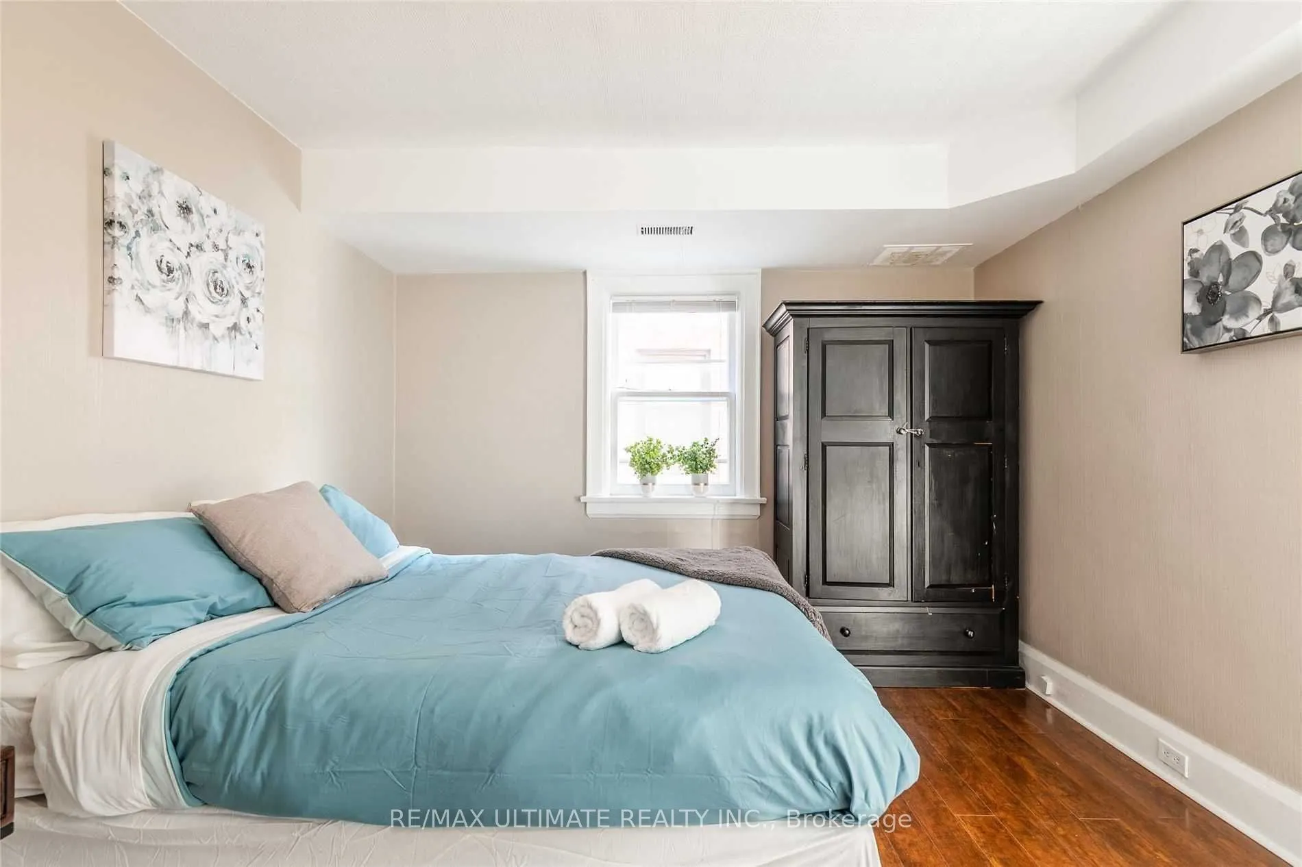 470 Oriole Parkway, #1