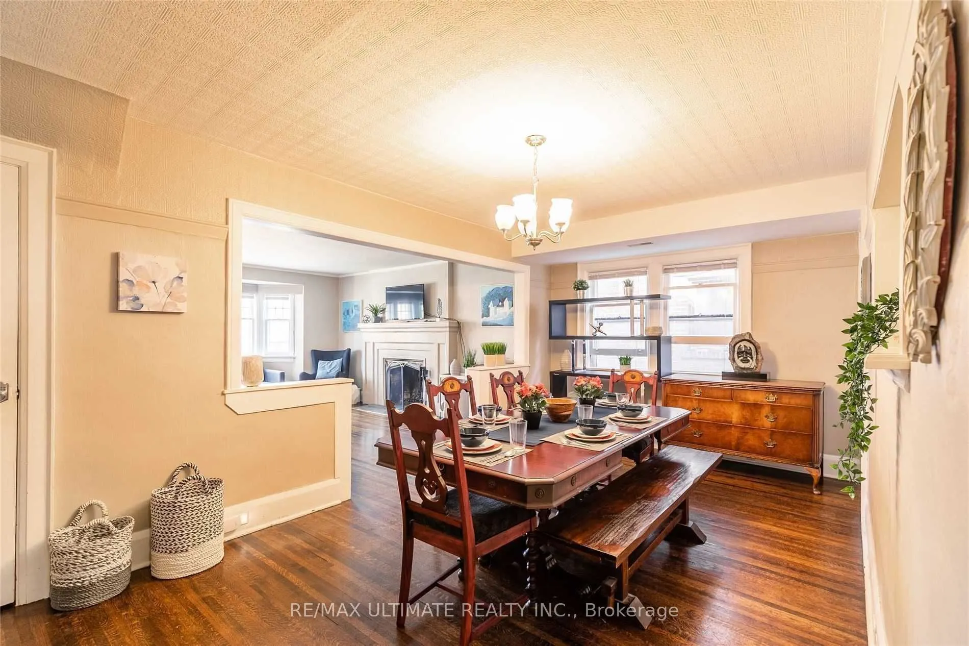 470 Oriole Parkway, #1