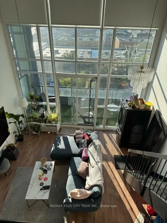 5 Hanna Avenue, #645