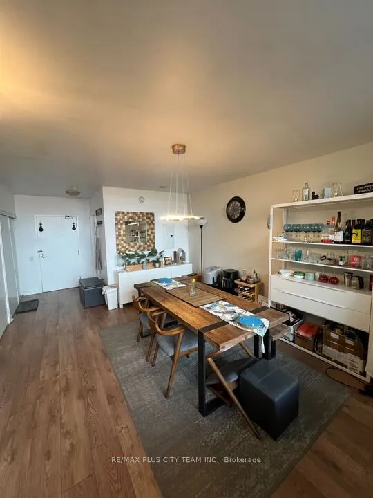 5 Hanna Avenue, #645