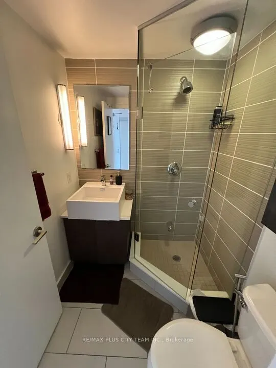 5 Hanna Avenue, #645