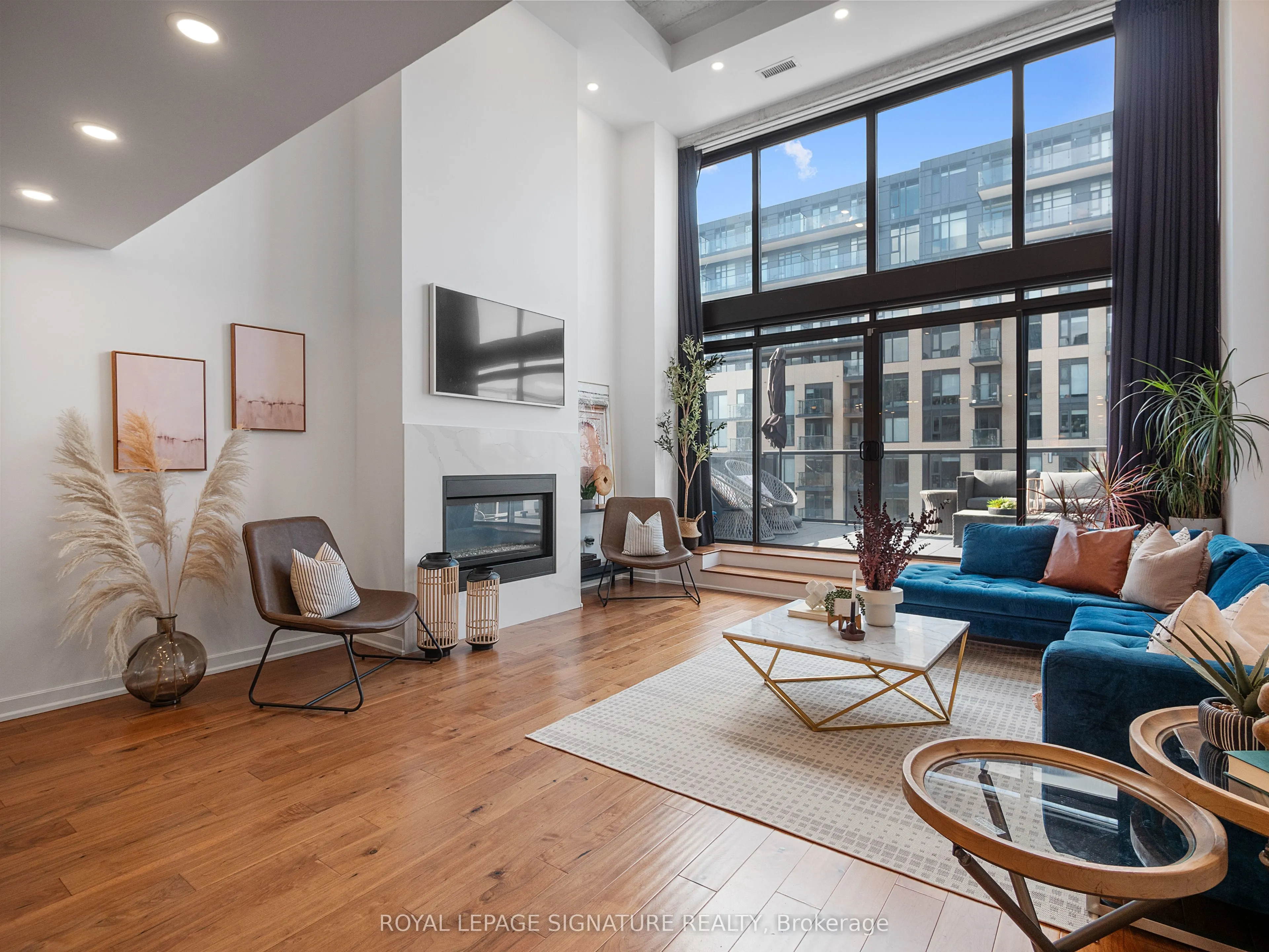 533 Richmond Street W, #PH2