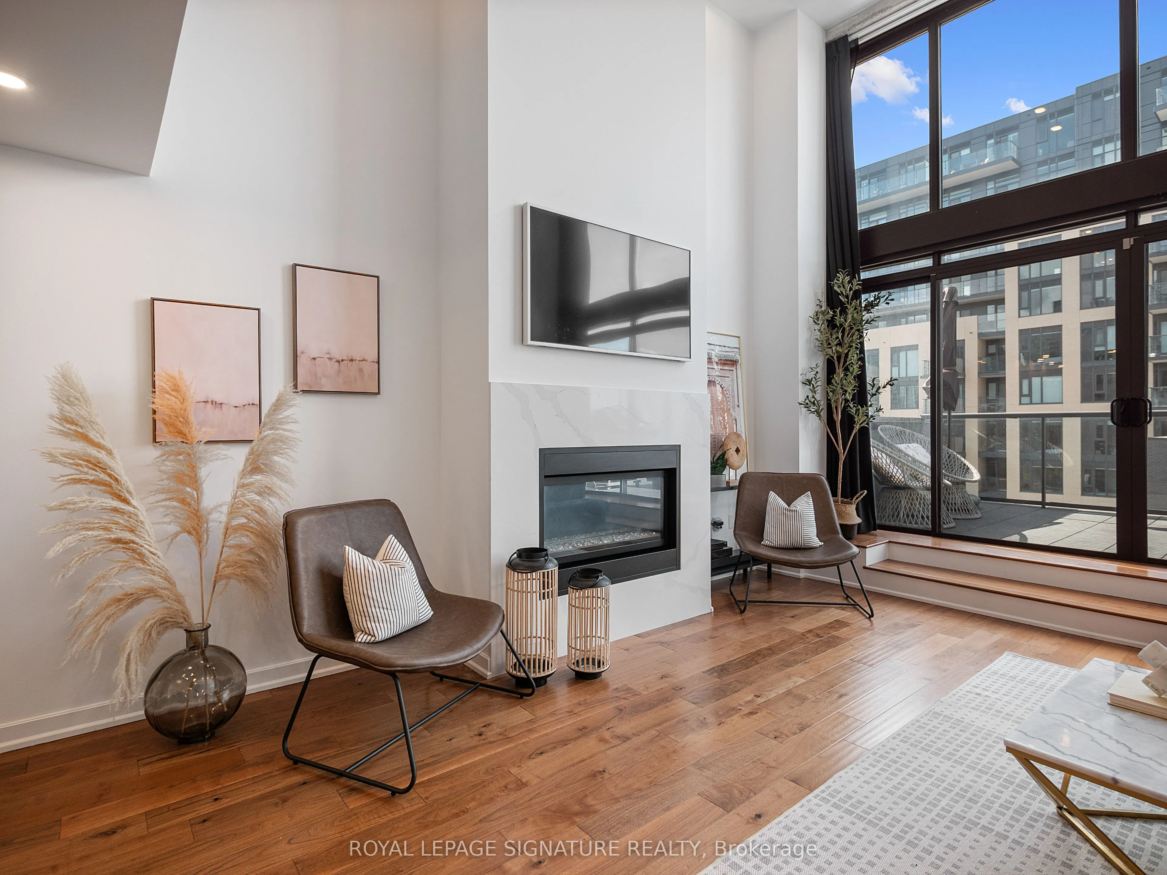 533 Richmond Street W, #PH2