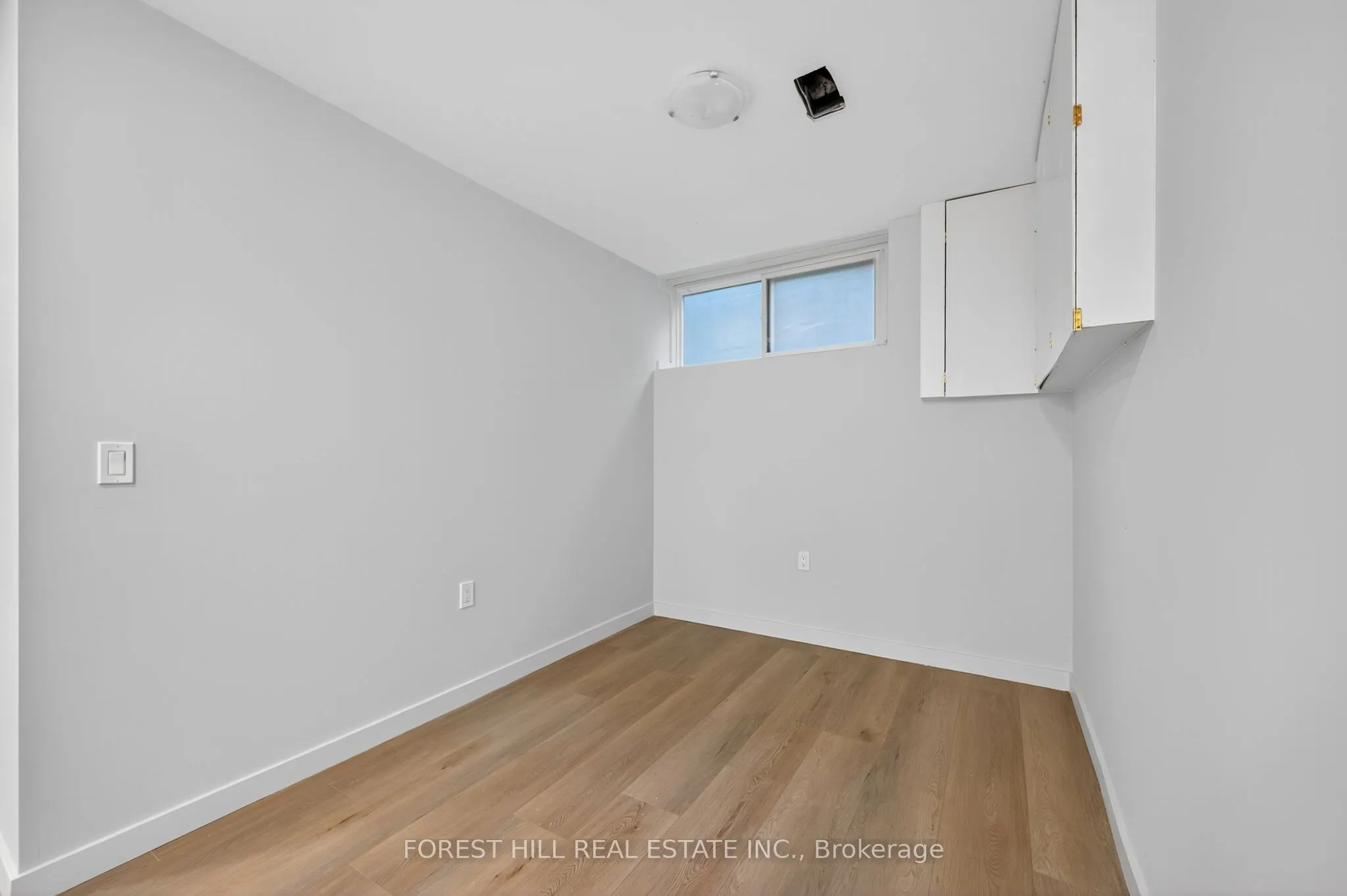 19 Candis - lower level Drive