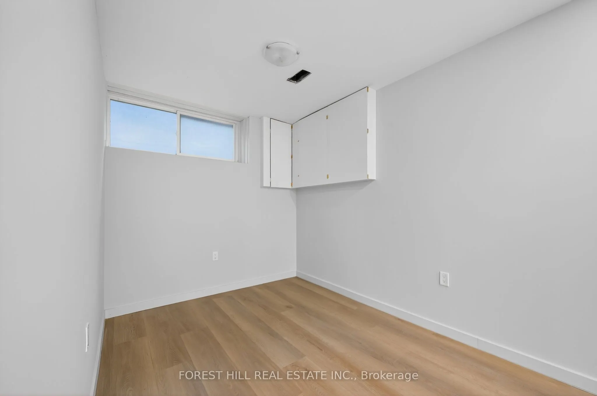 19 Candis - lower level Drive