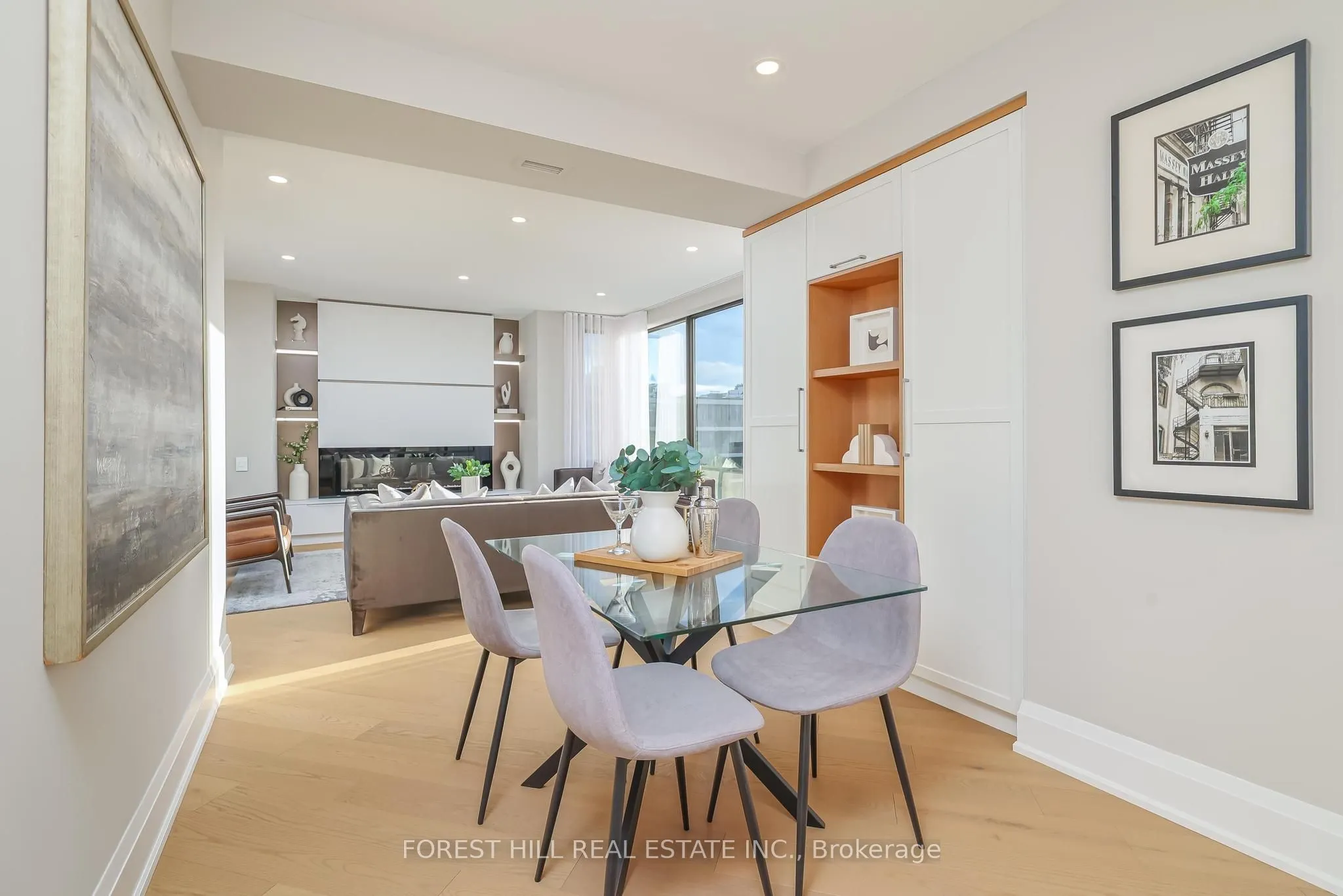 342 Spadina Road, #301