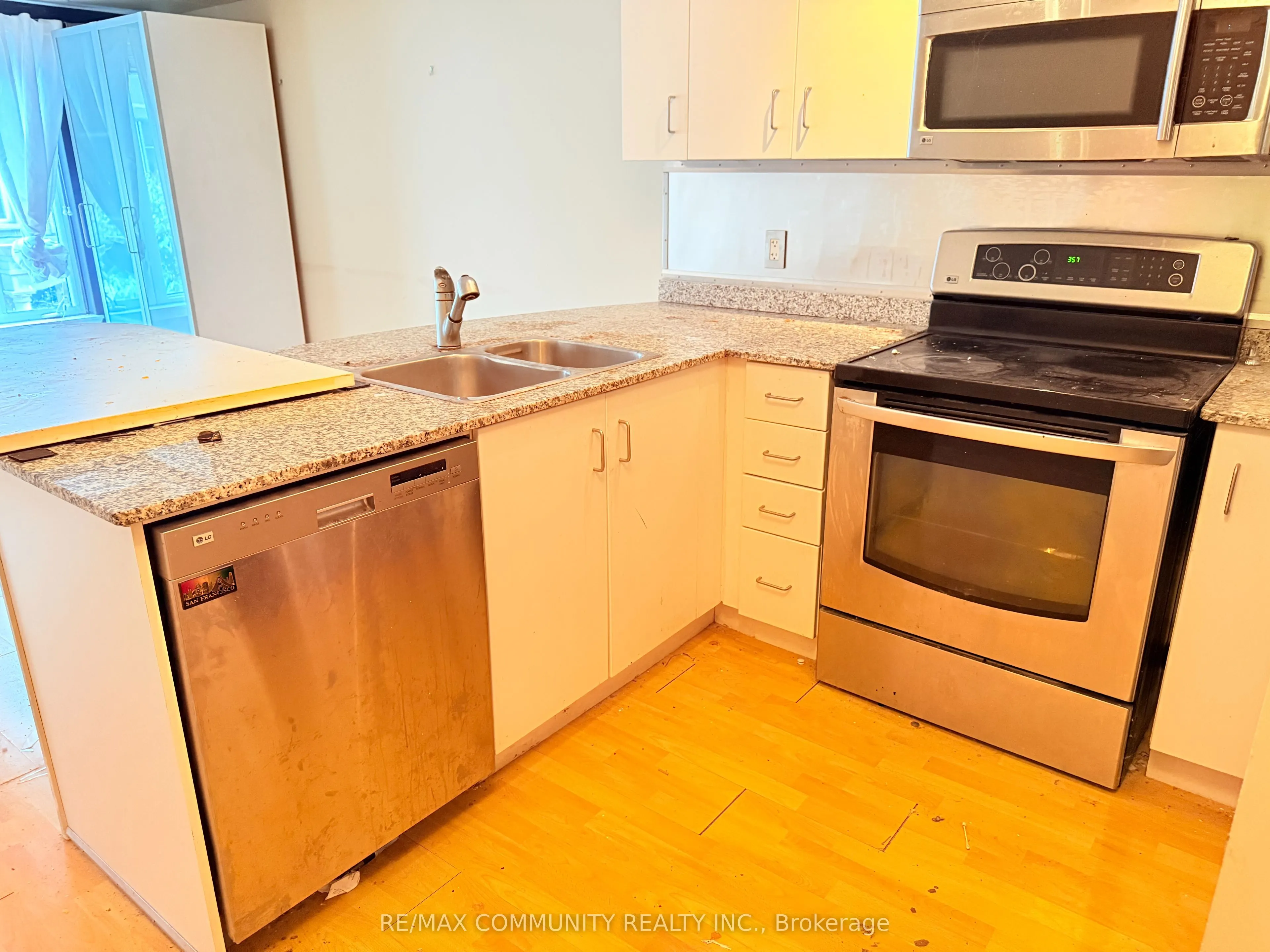 42 Western Battery Road #716